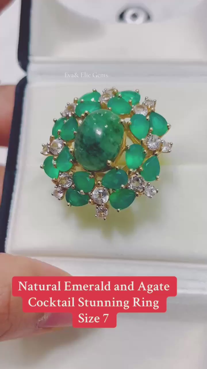 Artisanal Emerald and Agate statement ring video showing big emerald and Aagte