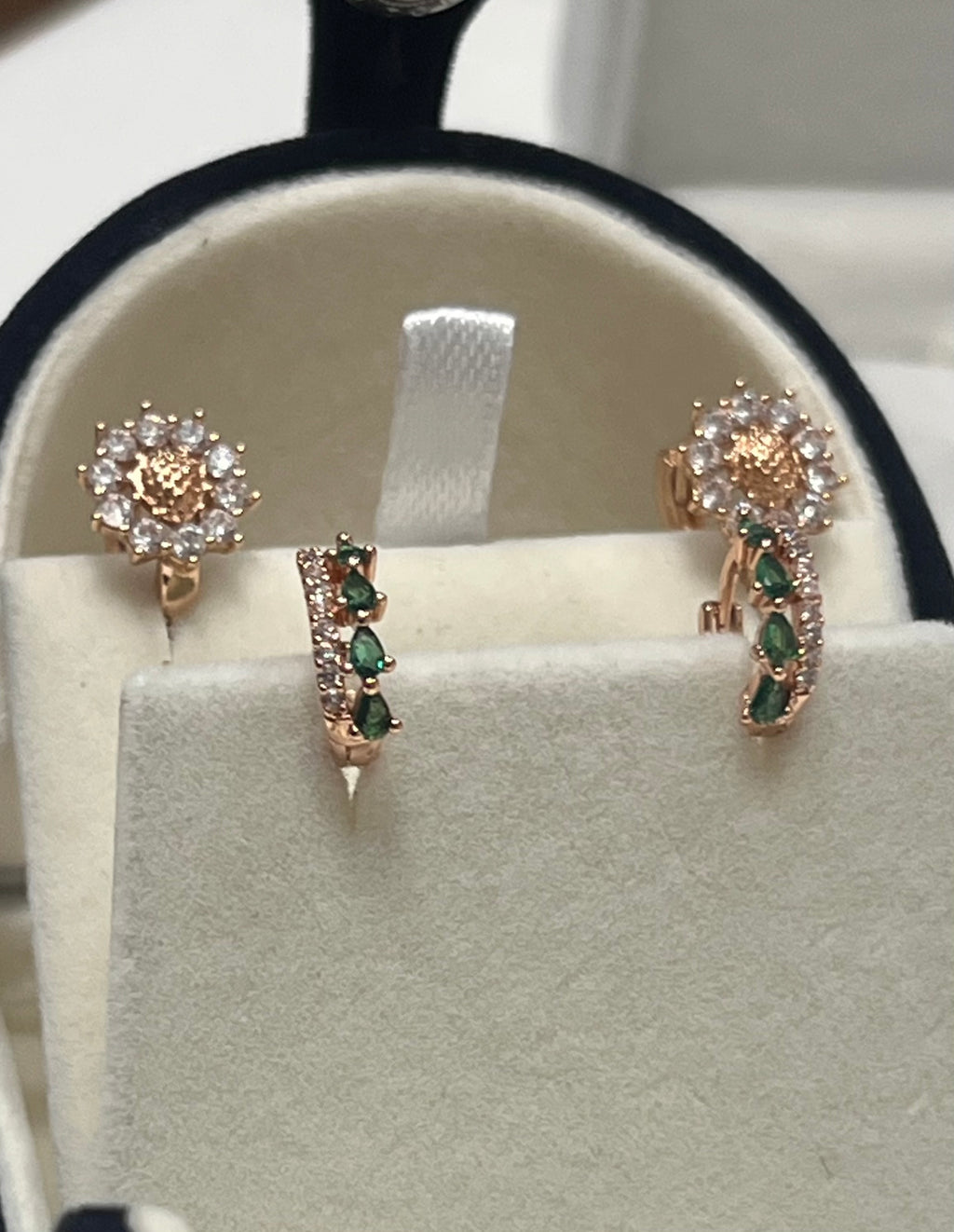 14k Rolled Gold Rose-gold tone earrings Huggie set