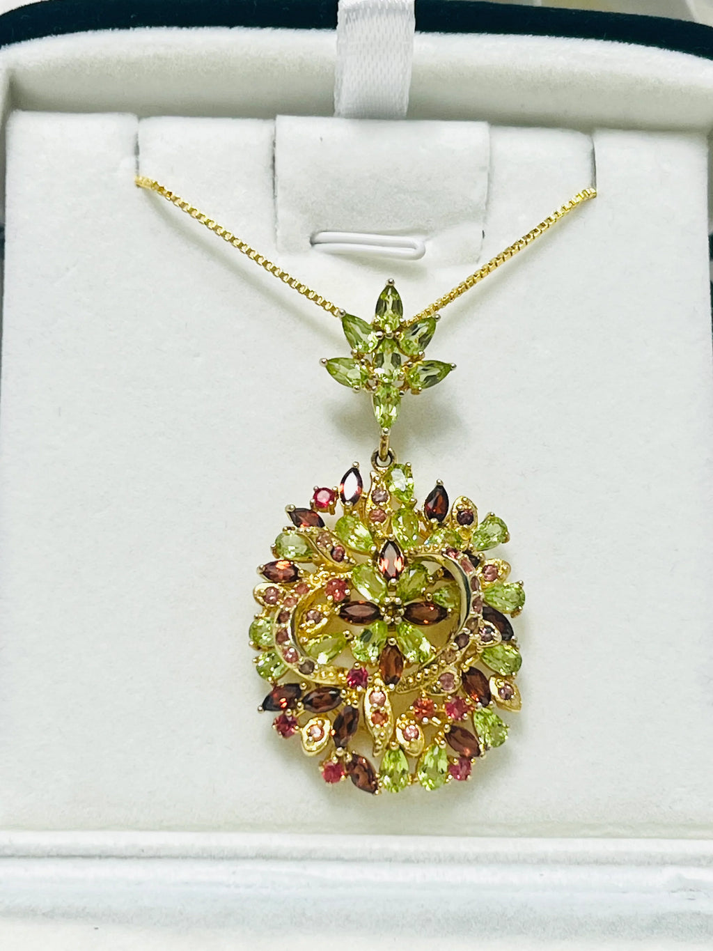 Handmade Peridot & Rhodolite Garnet Floral Statement Necklace