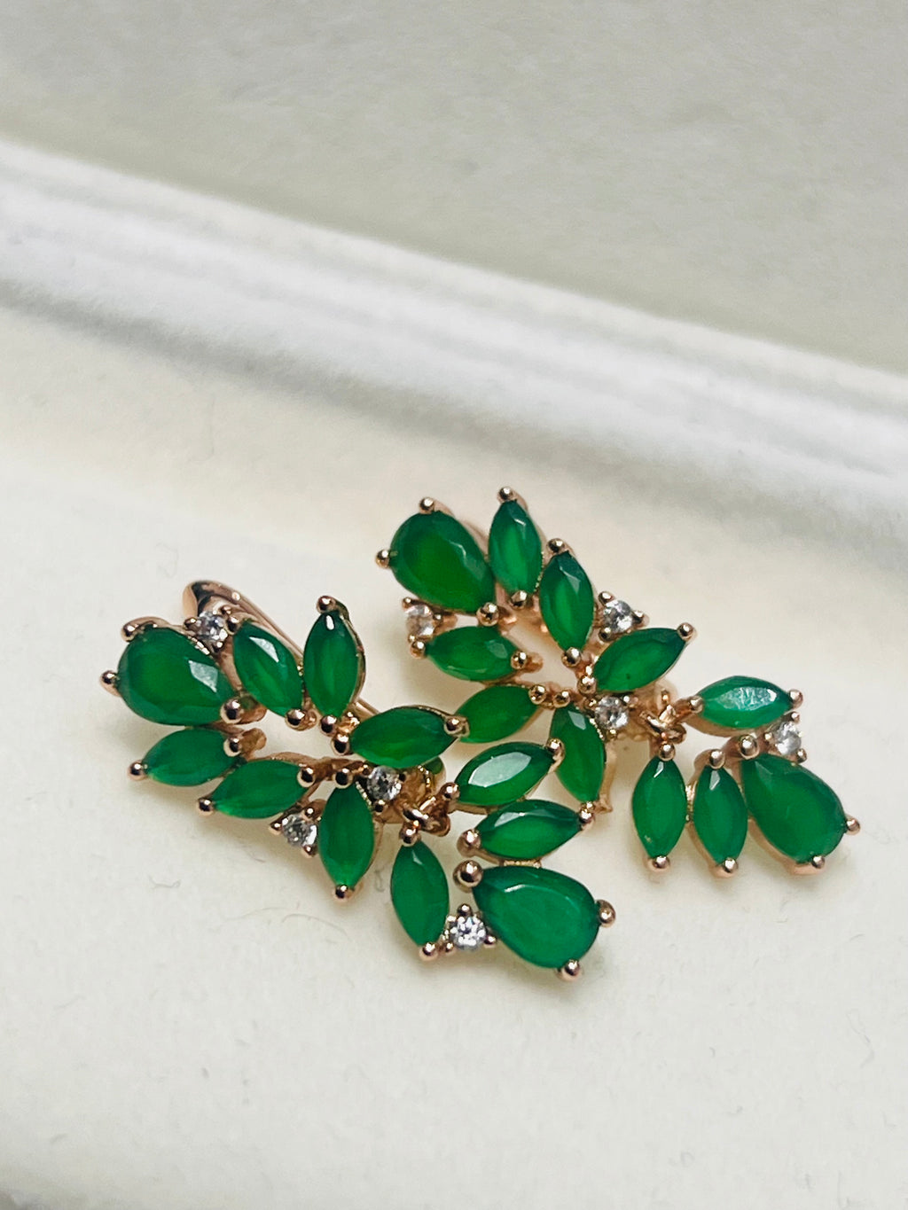 14k Rolled Gold Emerald Leaf Nature Design Earrings