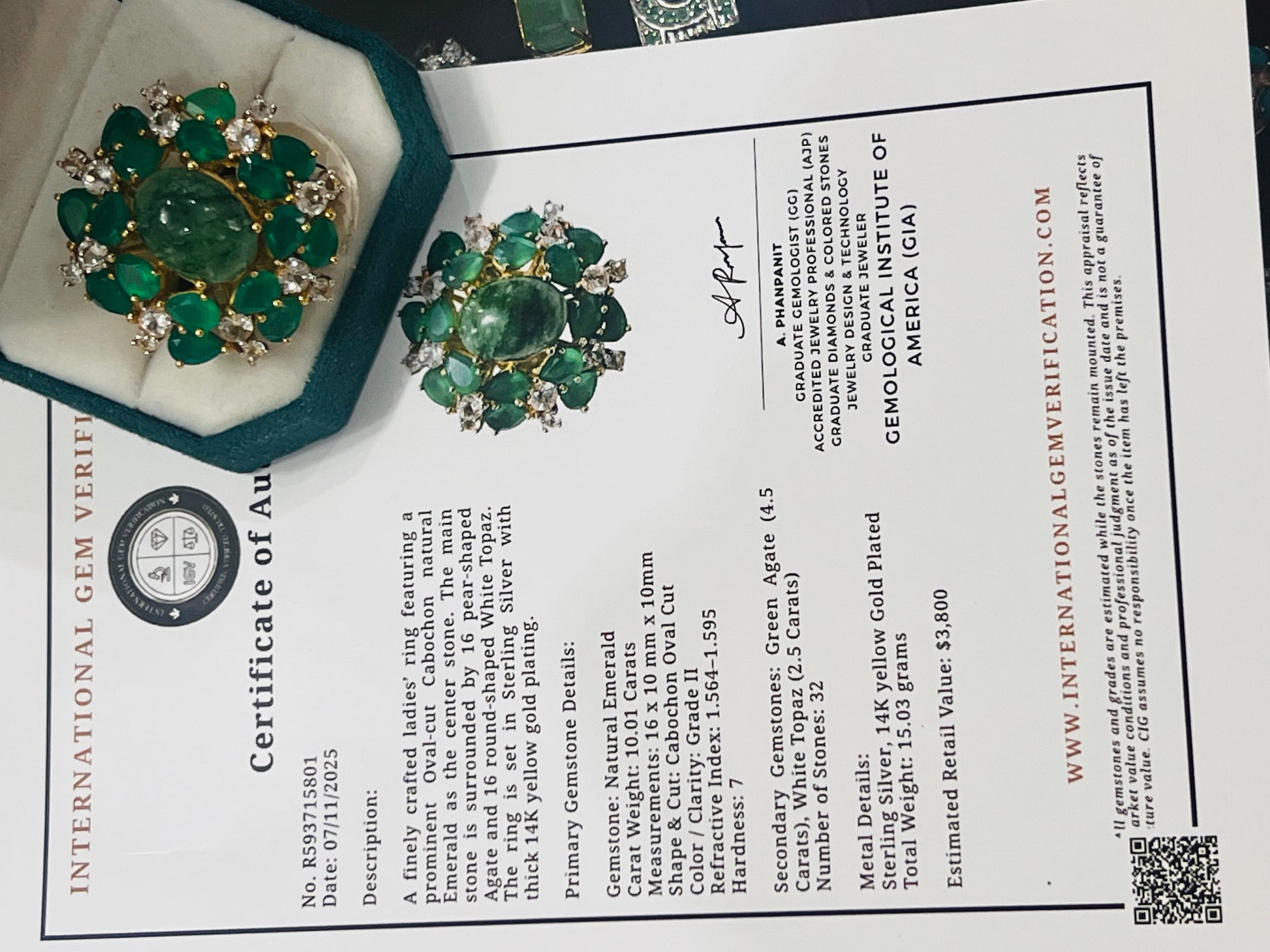 Artisan Sterling Silver Ring with Natural emerald and Agate Halo (appraised)