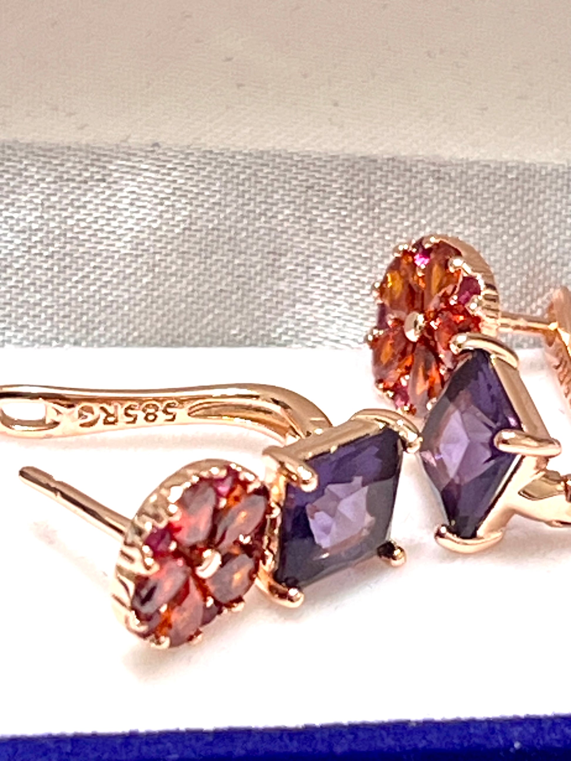 14k Rolled Gold Flower and Minimalistic Earrings