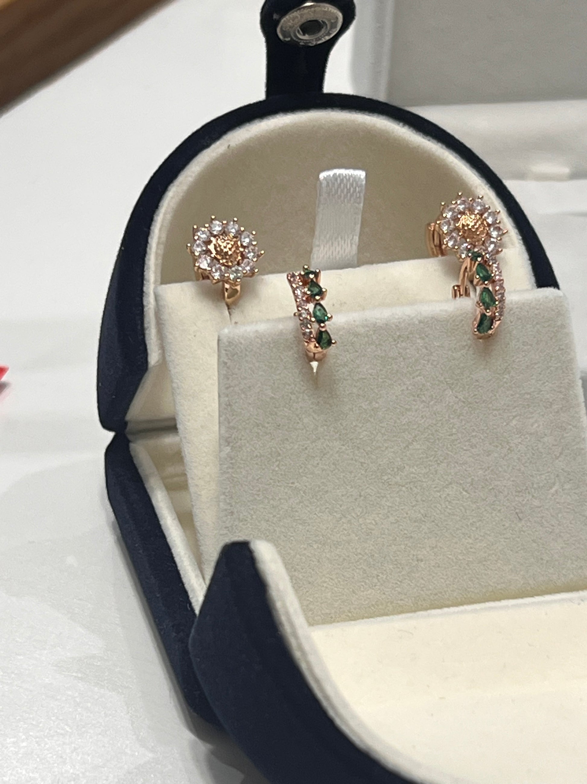 14k Rolled Gold Rose-gold tone earrings Huggie set