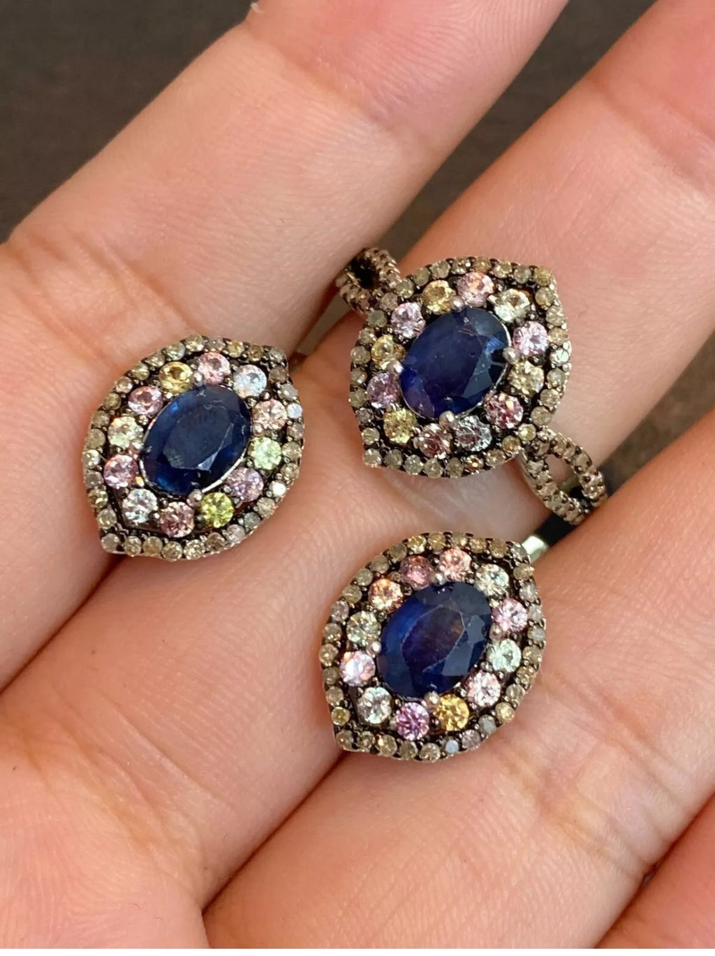 Handmade Natural Ceylon Blue Sapphires, coloured Sapphires and Natural Diamonds Jewelry Set