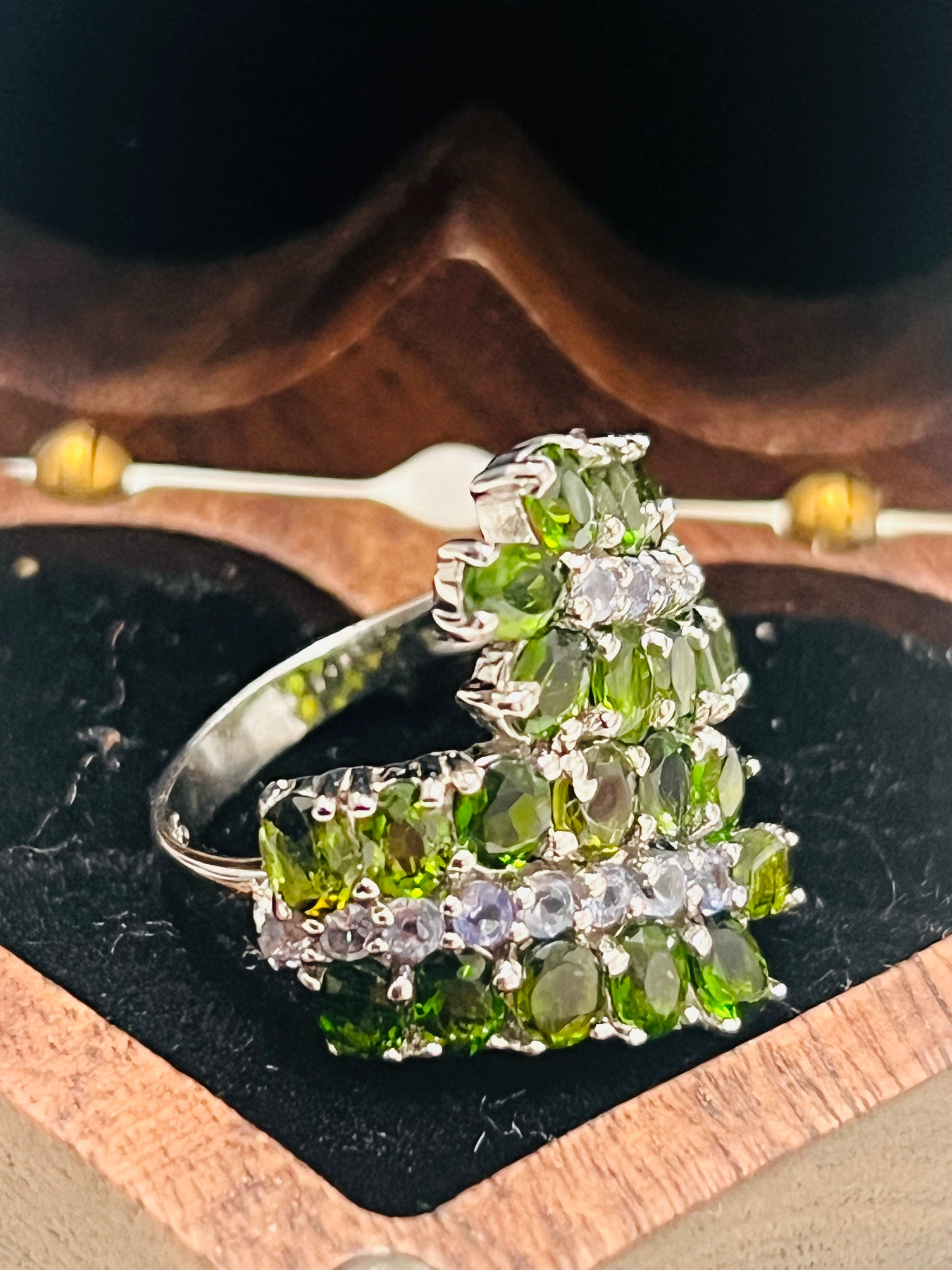 Handmade Chrome Diopside & Tanzanite Vine Ring