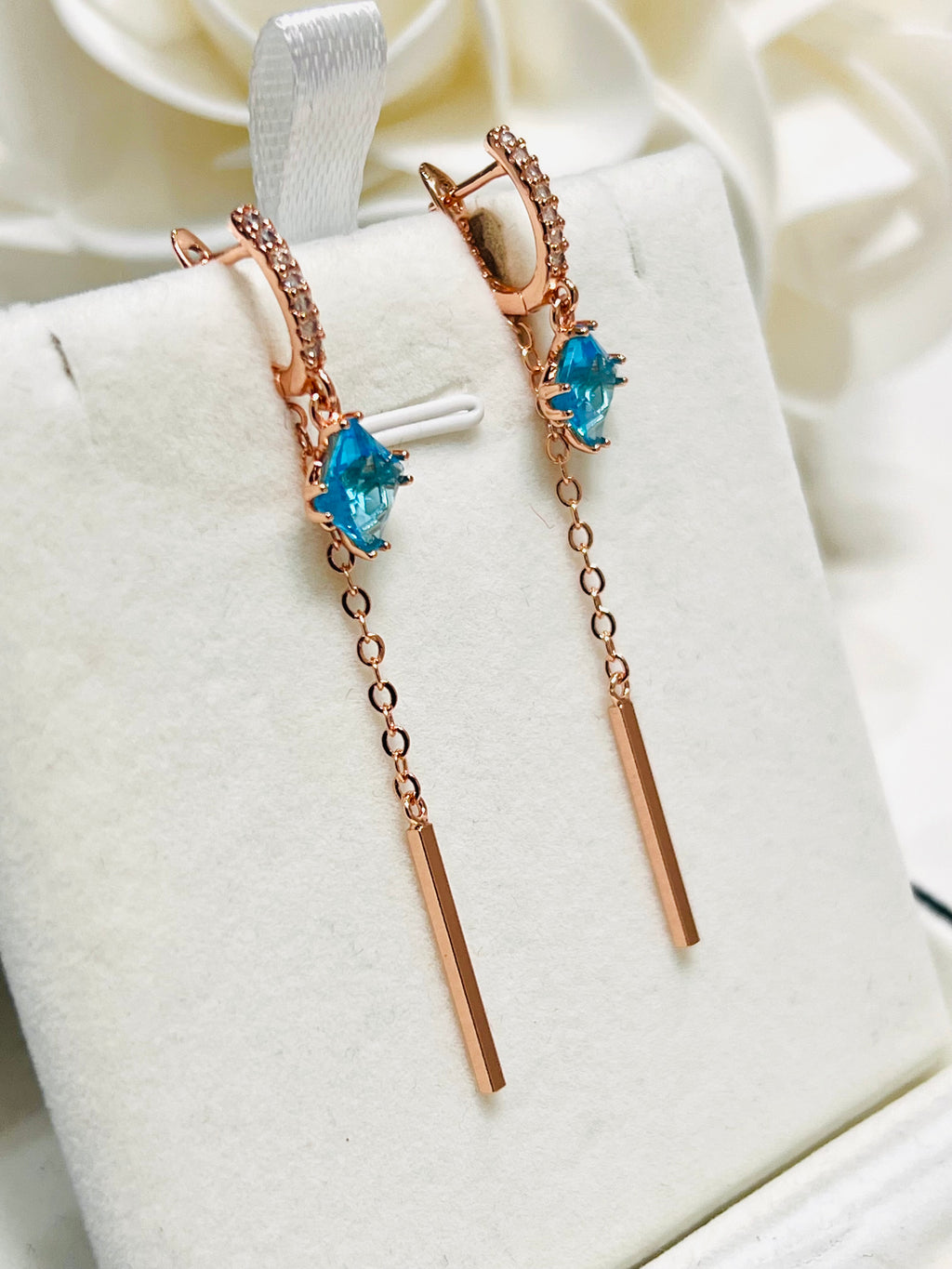 14k Rolled Gold Blue Topaz Hanging Fancy Earrings