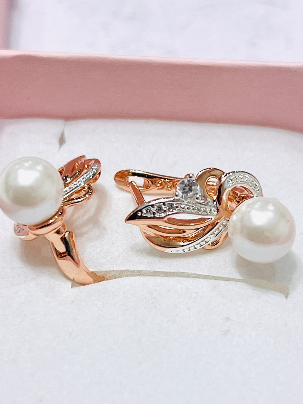 14K Rolled Gold Bridal Pearl Small Two tone earrings