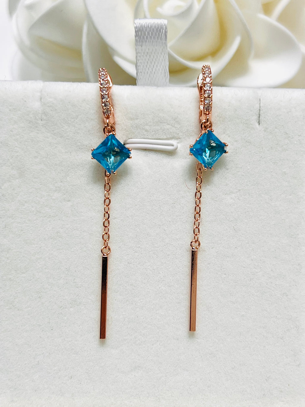 14k Rolled Gold Blue Topaz Hanging Fancy Earrings