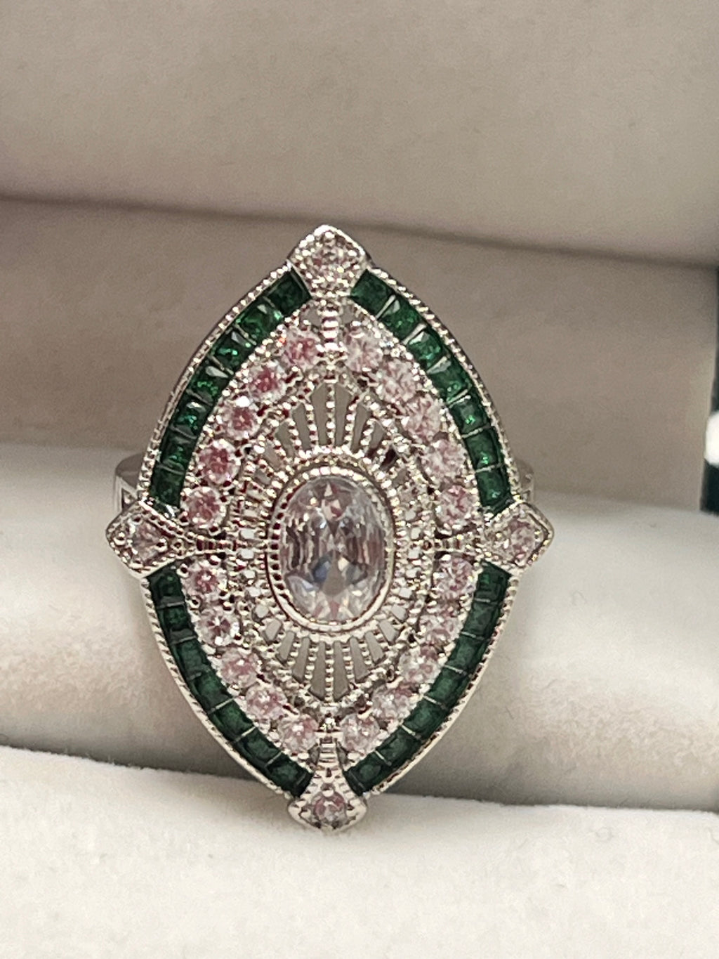 Art deco vintage inspired Ring with emerald and diamonds