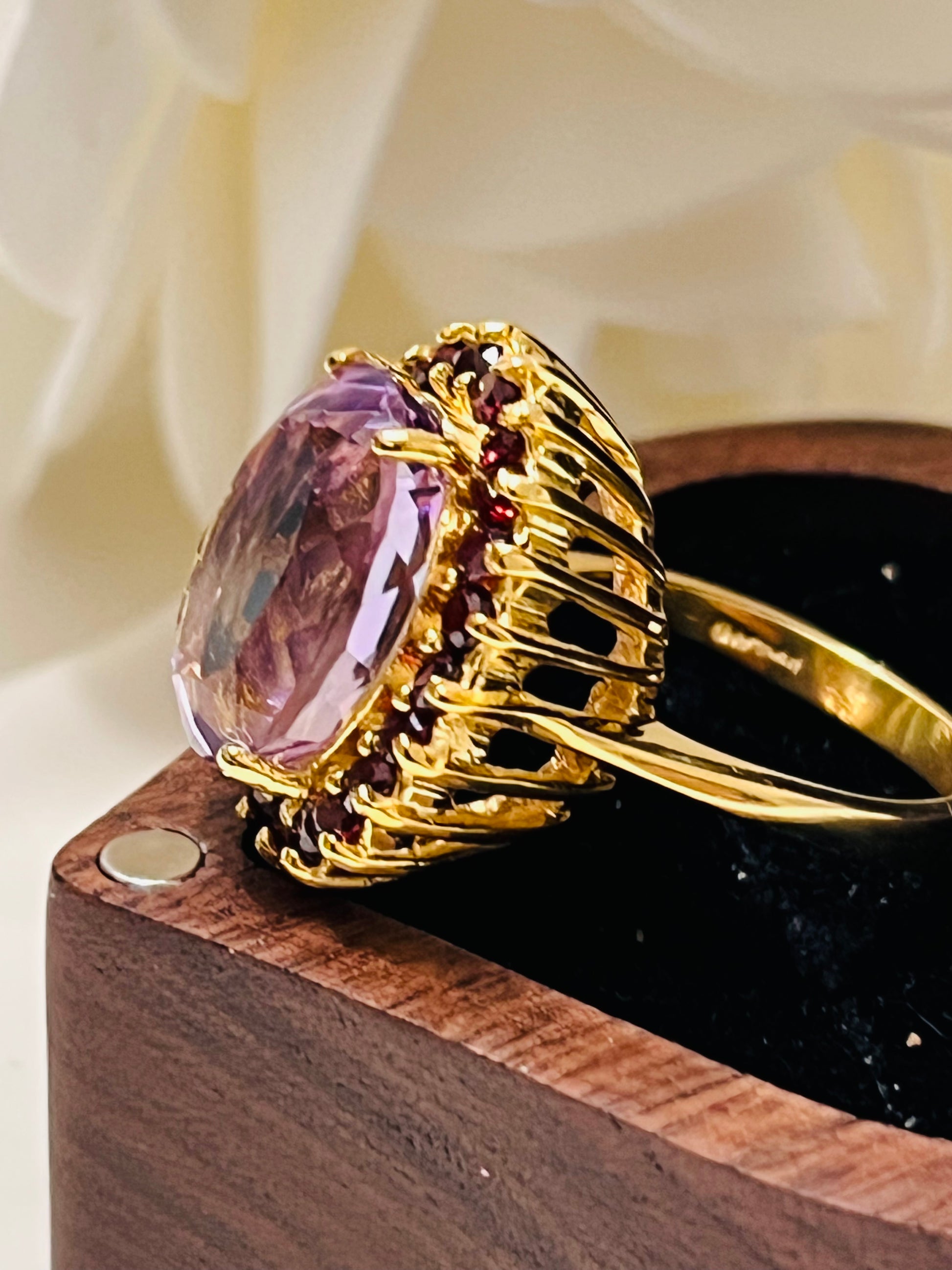 Artisan Solitaire Amethyst Ring with Rhodolite Garnet Accents – 14K Yellow Gold over Silver