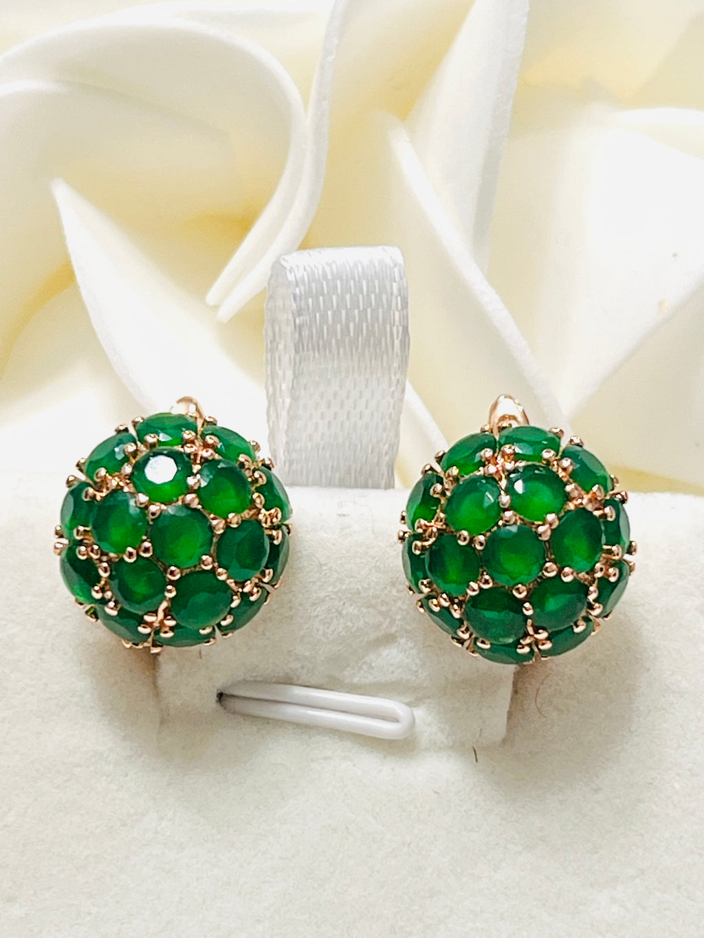 Rolled Gold Emerald Dome Earrings