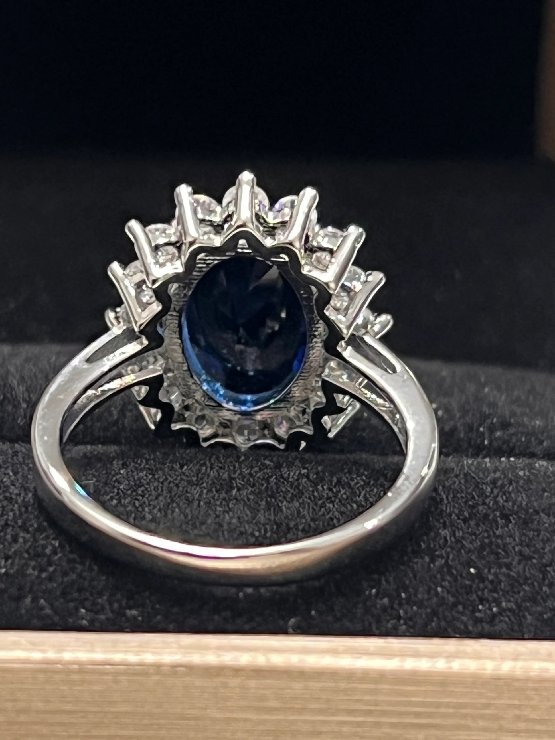 Stunning Sapphrie Princess Diana Ring