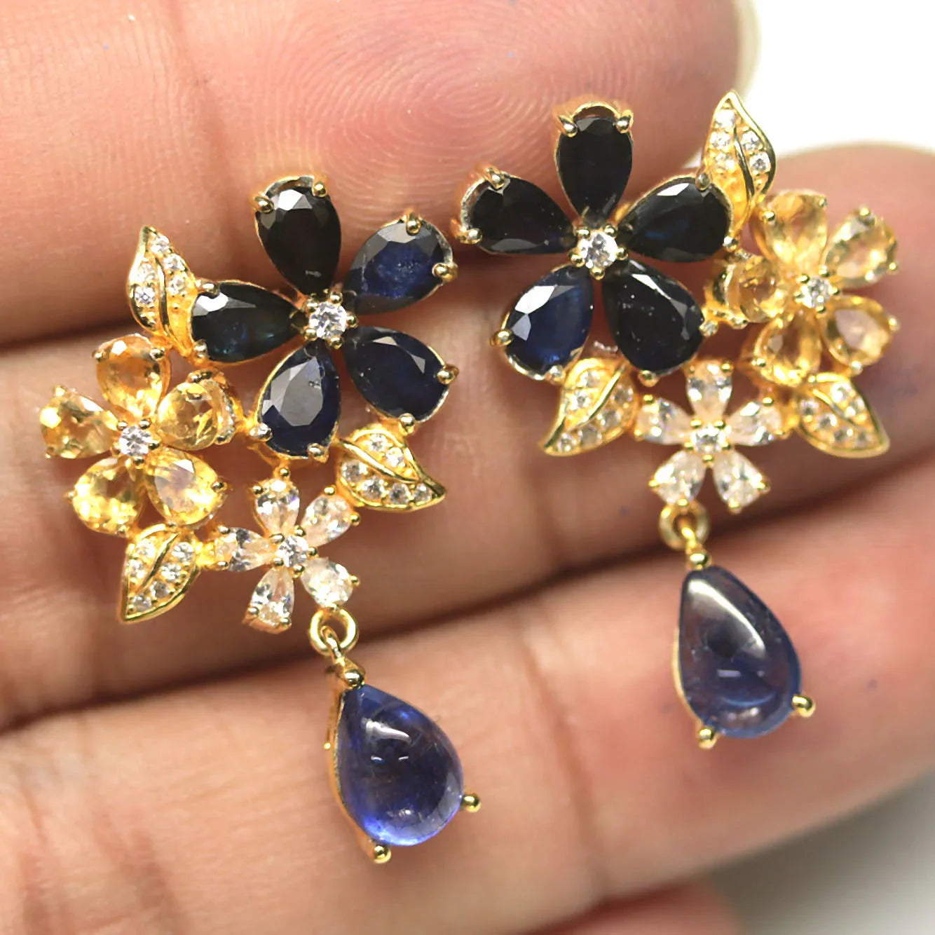 Handmade Natural Blue and white Sapphires Earrings