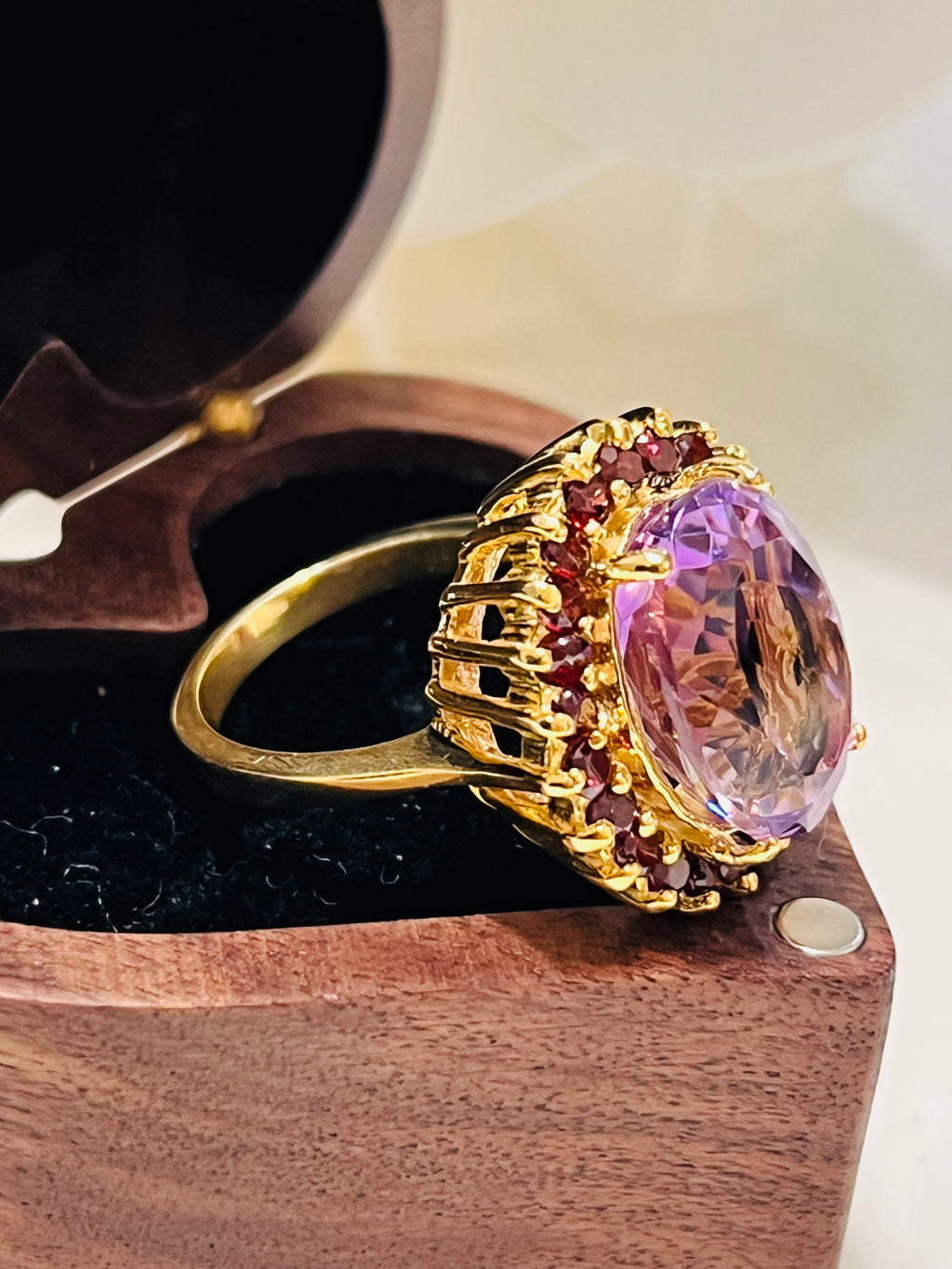 Artisan Solitaire Amethyst Ring with Rhodolite Garnet Accents – 14K Yellow Gold over Silver