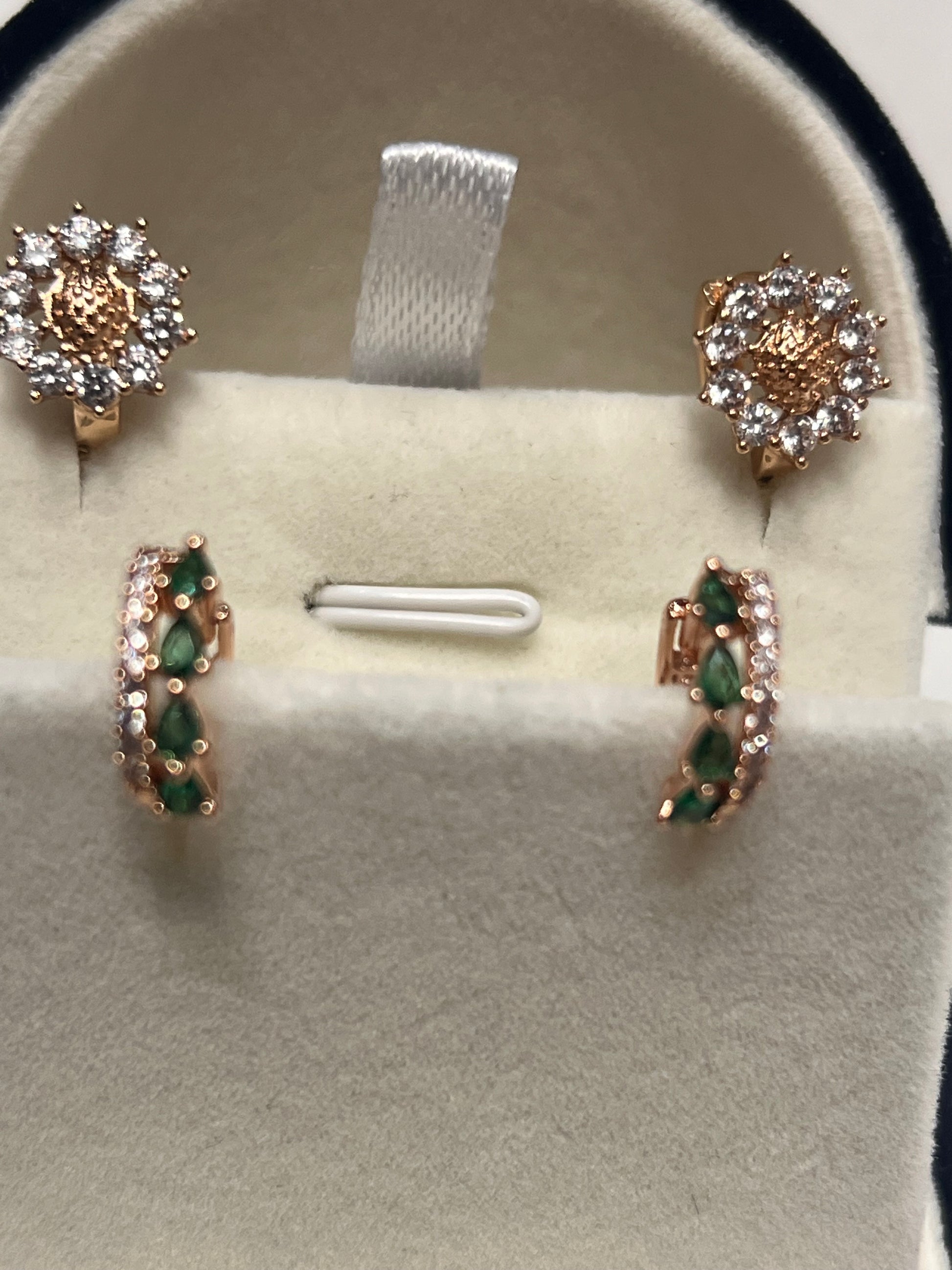 14k Rolled Gold Rose-gold tone earrings Huggie set