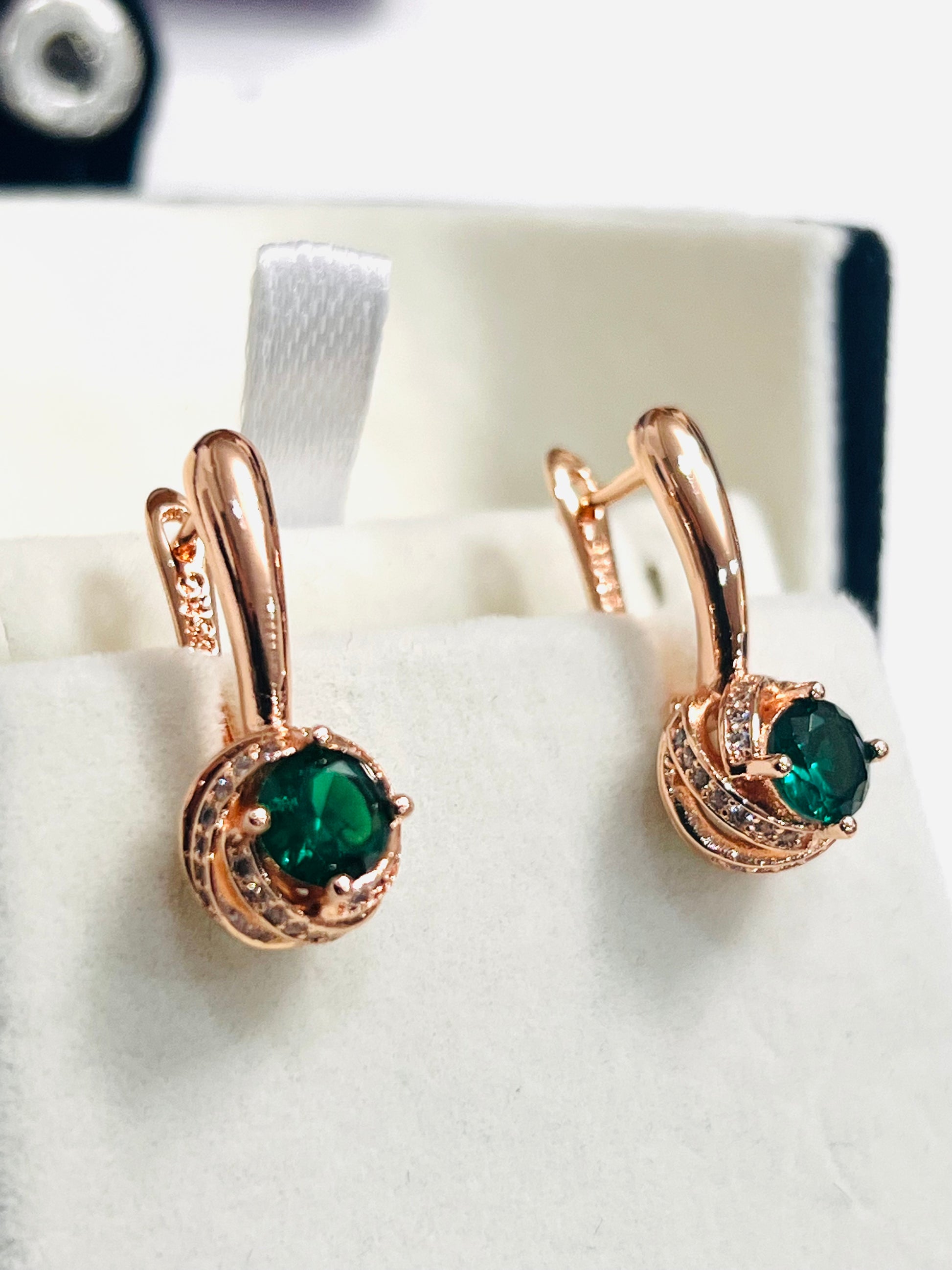 14K Rolled Gold Lab Created Emerald Earrings Stamped 585RG – Elegant Green Gemstone Luxury Earrings