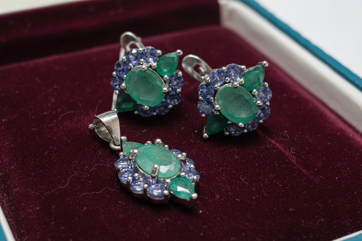 Natural Emerald and Tanzanite Set