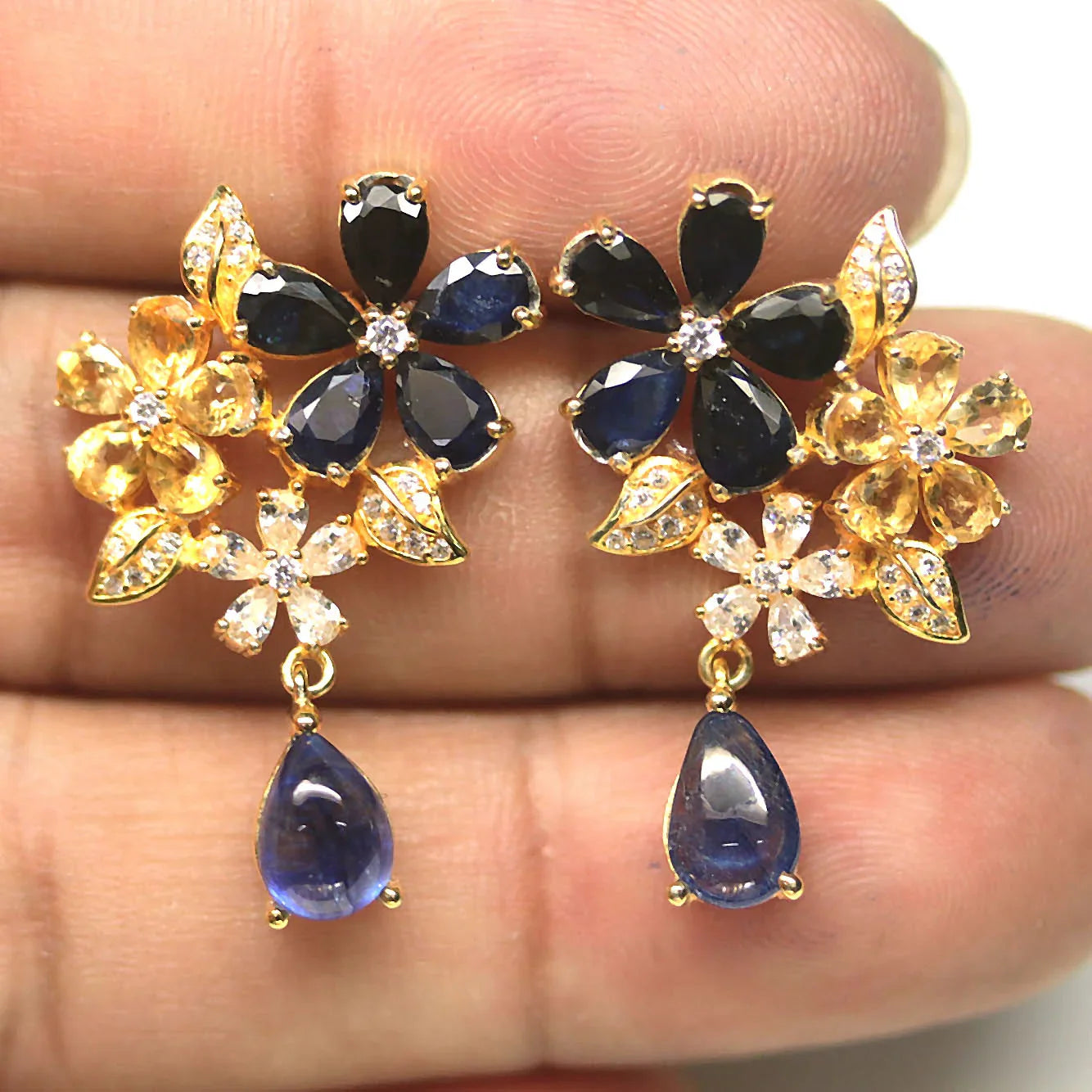 Handmade Natural Blue and white Sapphires Earrings