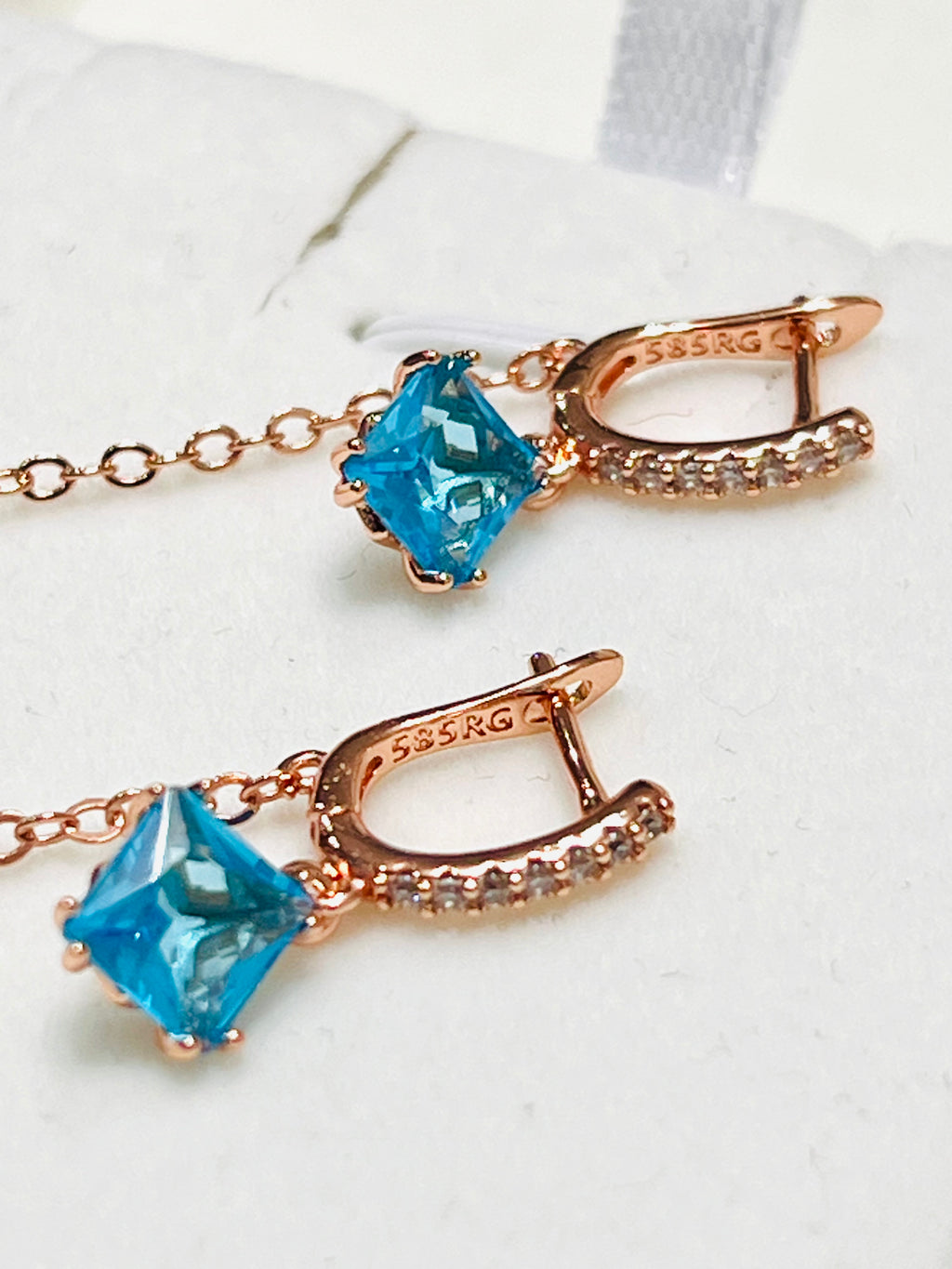 14k Rolled Gold Blue Topaz Hanging Fancy Earrings