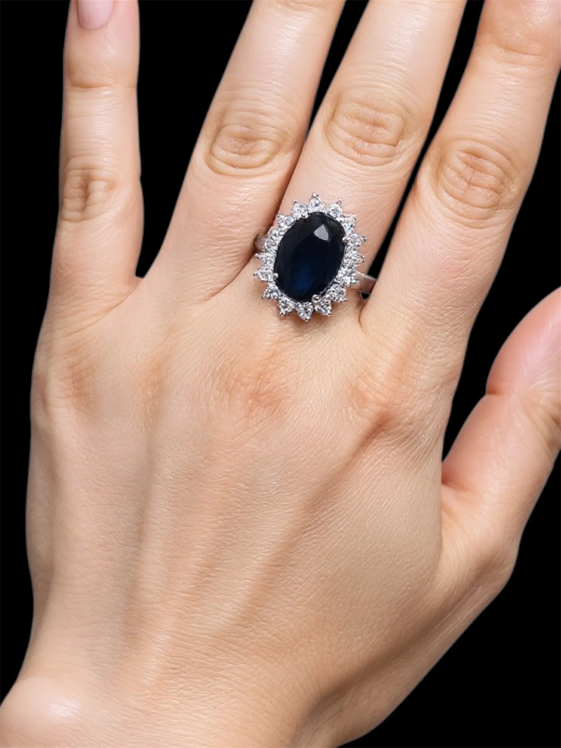 Stunning Sapphrie Princess Diana Ring