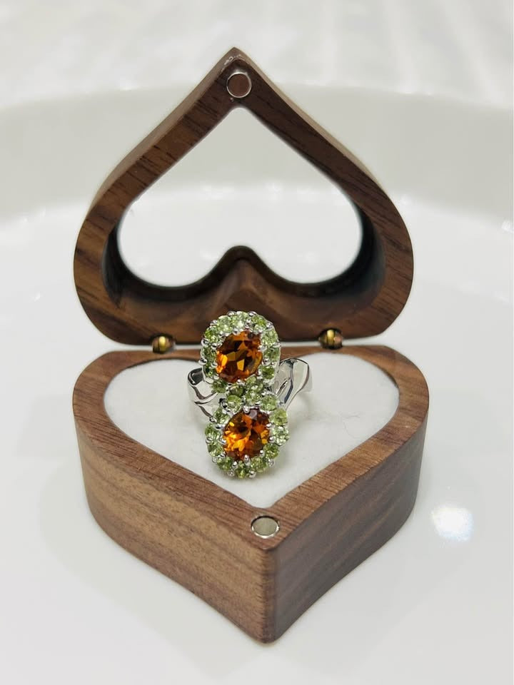 Artisan Reimagined Infinity Ring – Citrine & Peridot Gemstones