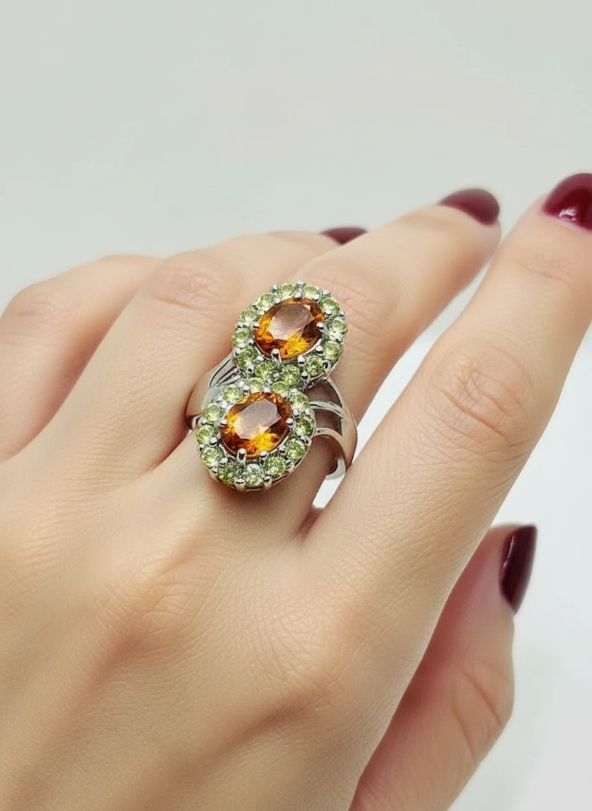 Artisan Reimagined Infinity Ring – Citrine & Peridot Gemstones