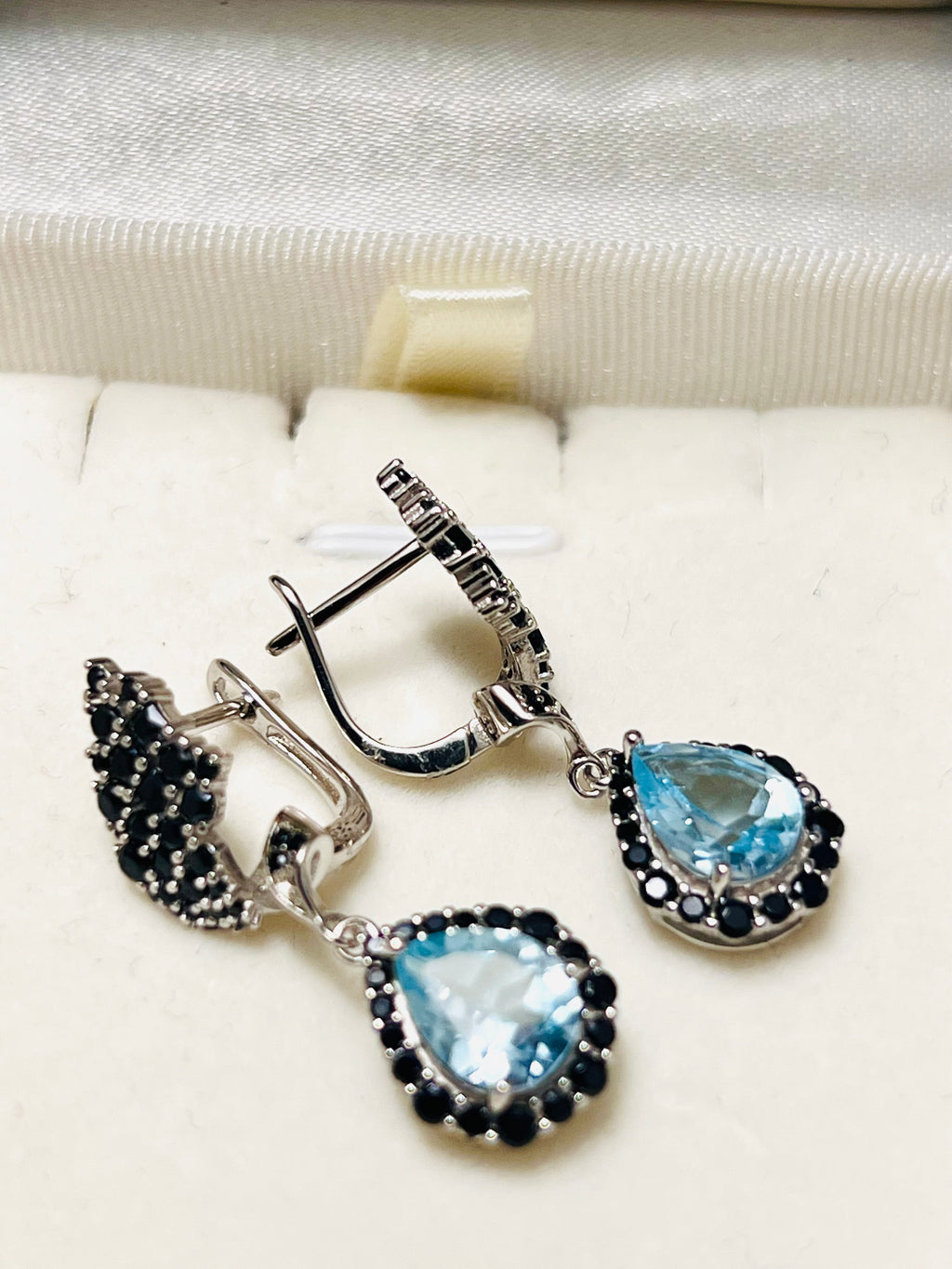 Handmade Natural Topaz and Spinel Set