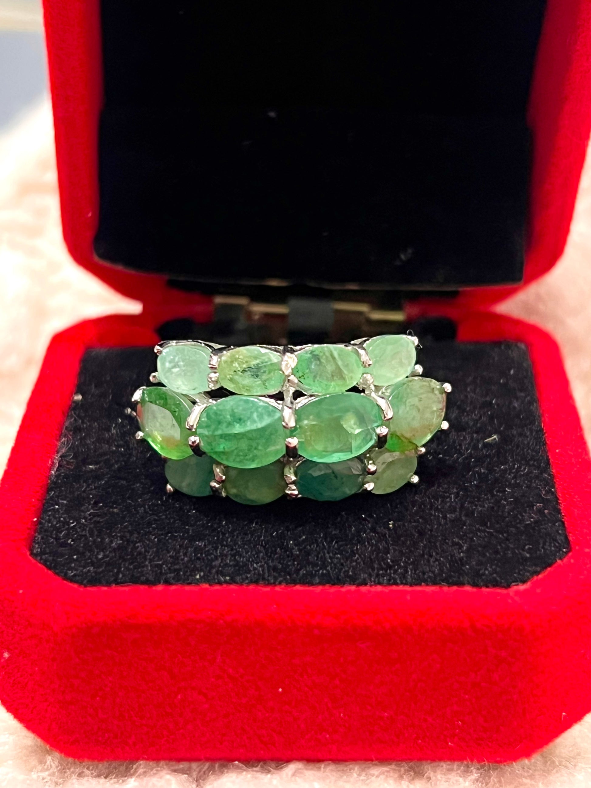 7 carats genuine Colombian unheated emeralds Ring