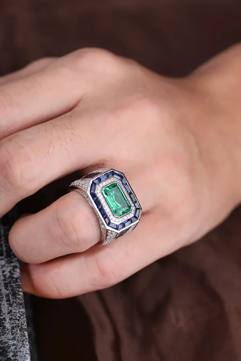 Certified 6.7 Carats Emerald Ring for Men. Sterling silver size 10