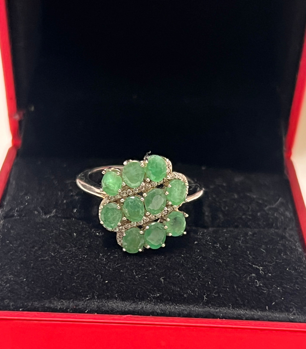 Handmade Stunning Colombian Emerald Ring