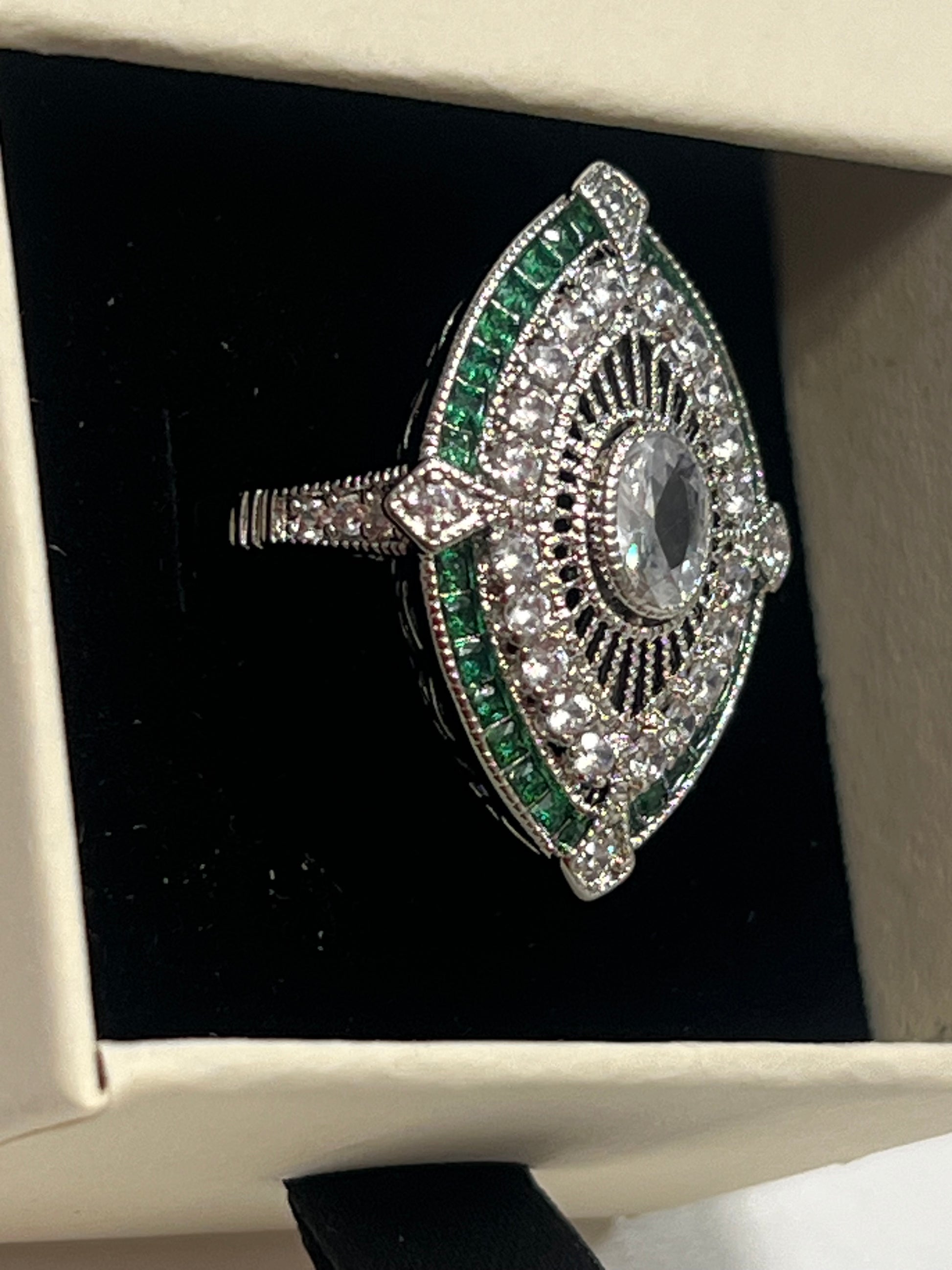 Art deco vintage inspired Ring with emerald and diamonds