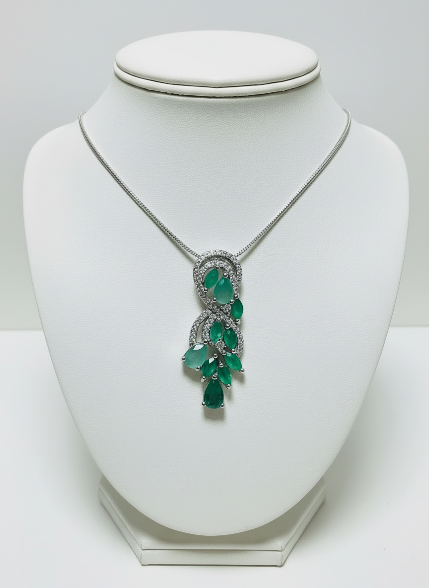 Natural Colombian Emerald necklace- Nature Collection