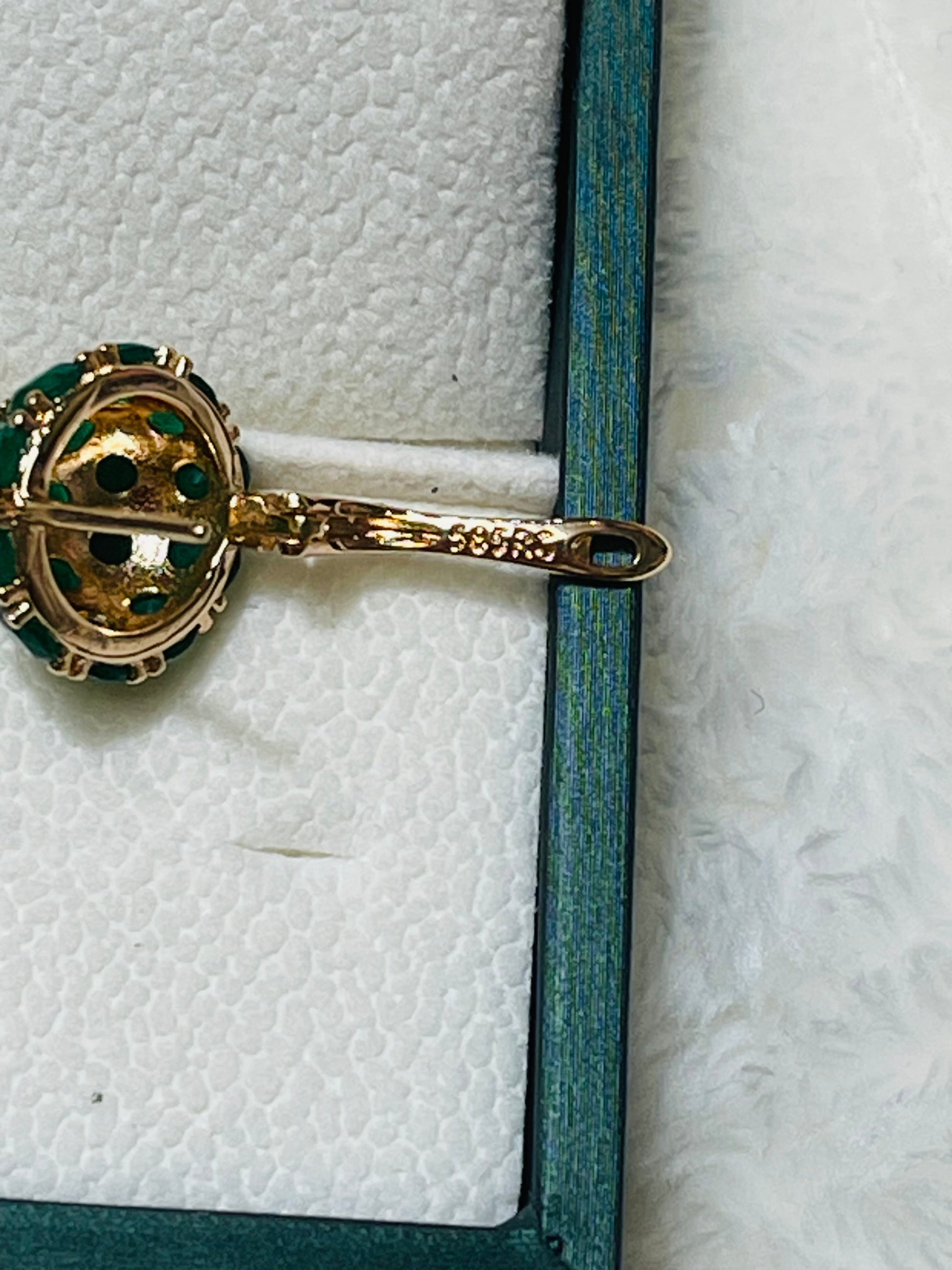 Gold Plated Emerald Green Jewelry Set-Back of earrings