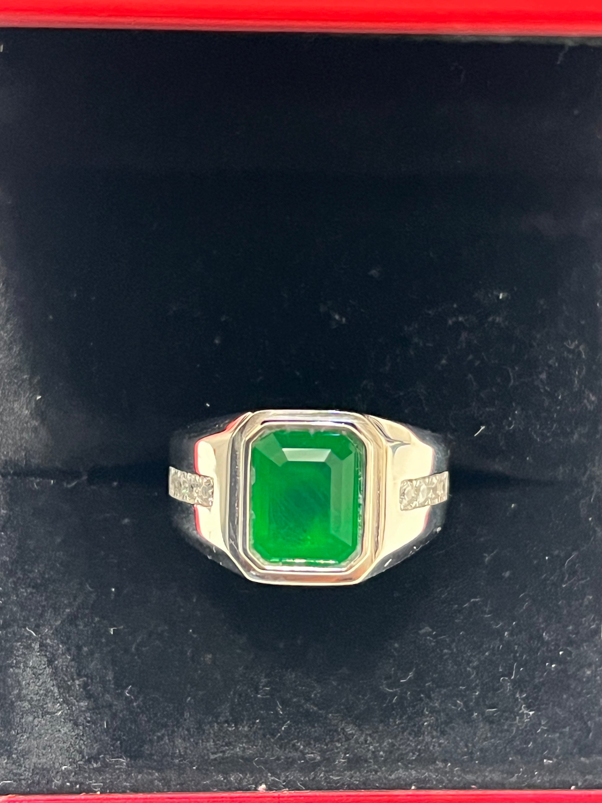 Handmade Emerald Ring (men’s) in Platinum Plated over 925S
