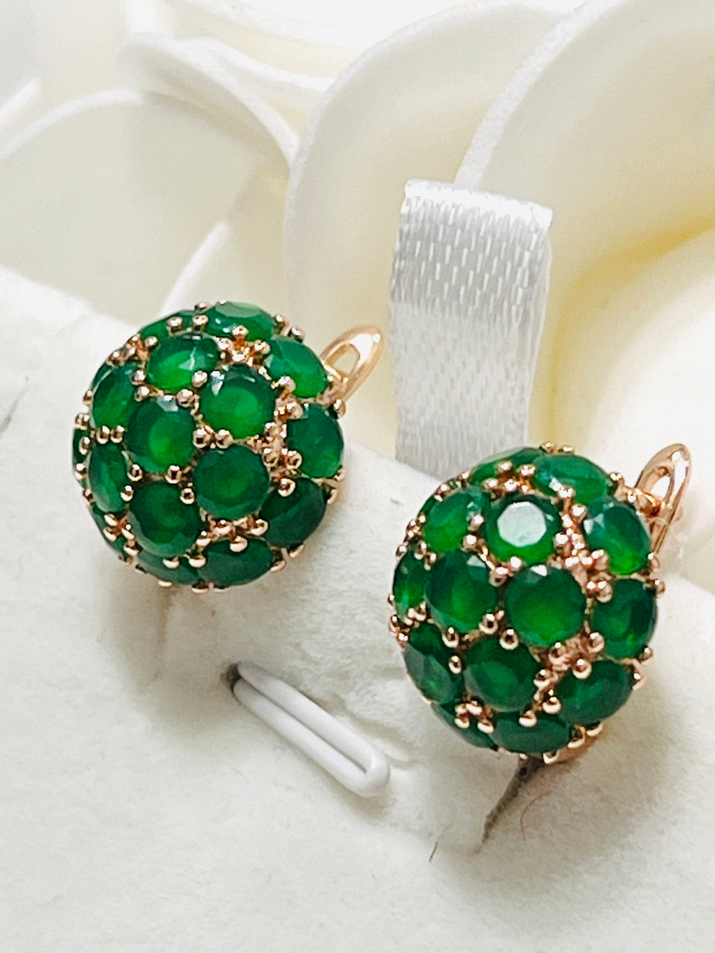 Rolled Gold Emerald Dome Earrings