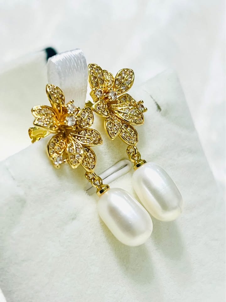  Adorable sterling silver gold vermeil flower earrings with natural pearl drops, sparkling with cubic zirconia.