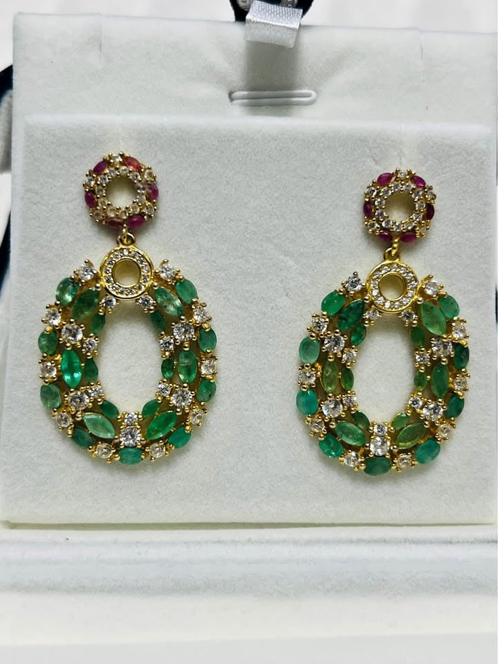 Elegant vintage natural emerald and ruby earrings, perfect for a refined jewelry collection.