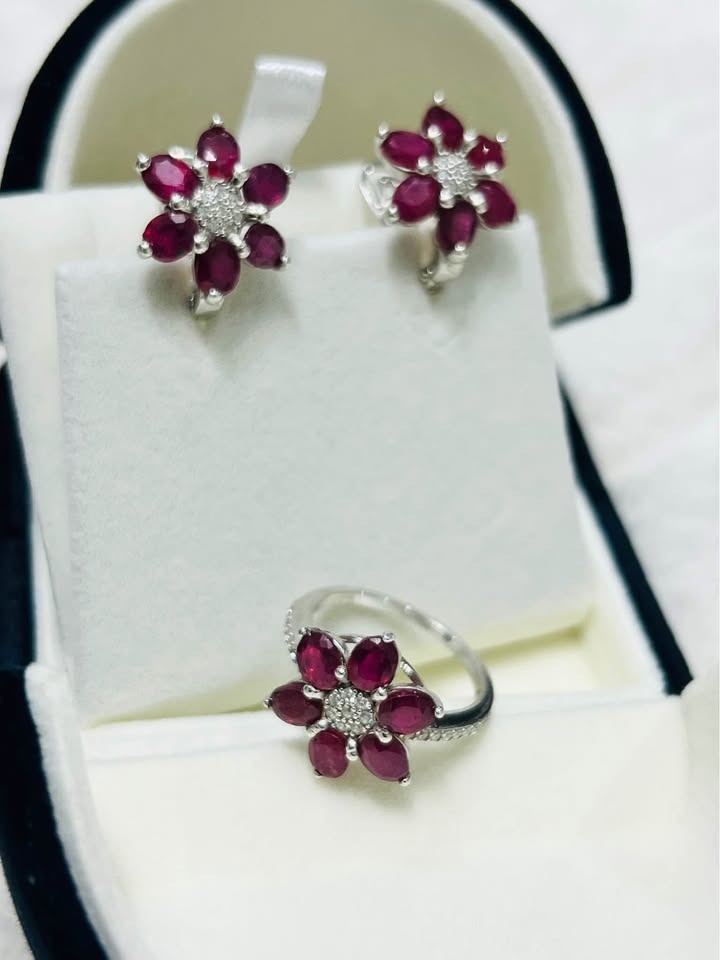 Natural ruby and white sapphire flower-design earrings & matching ring set in silver.