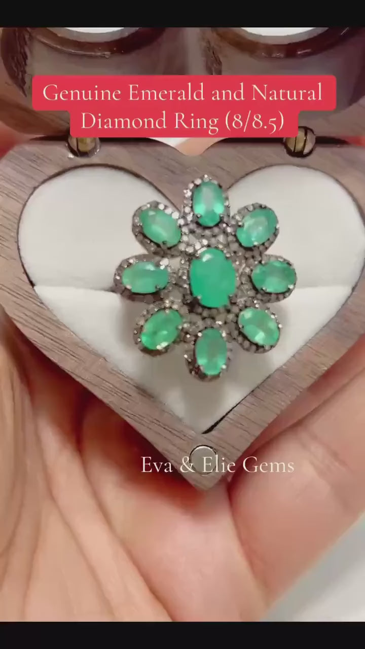 Exquisite genuine Emerald and Natural Diamond ring (8/8.5). Unique floral design.