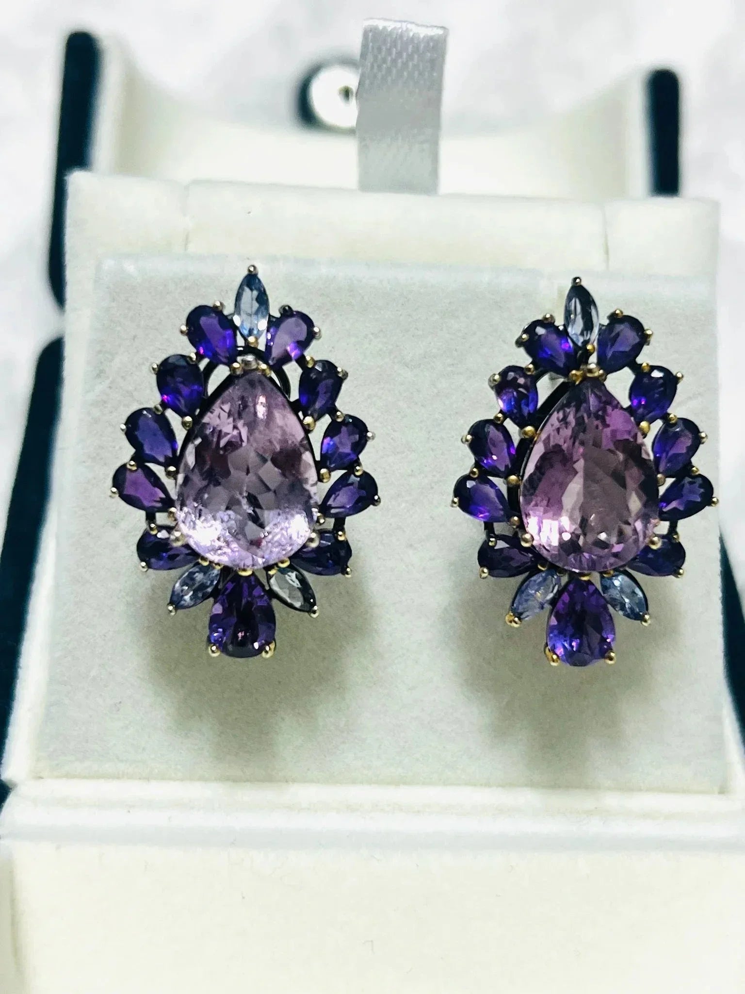 Show stopper Natural Pink and purple Amethyst Earrings - Eva & Elie