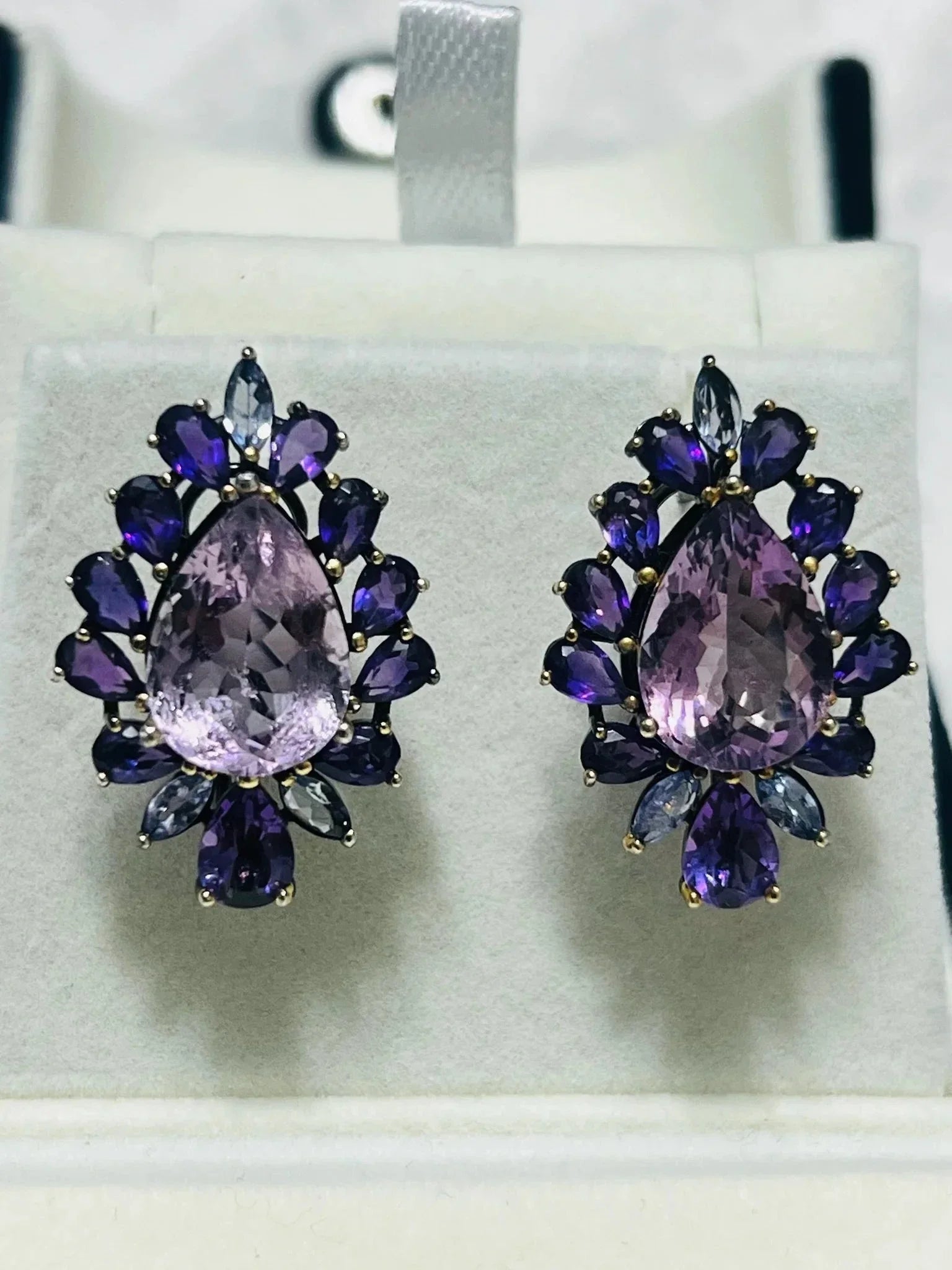 Show stopper Natural Pink and purple Amethyst Earrings - Eva & Elie