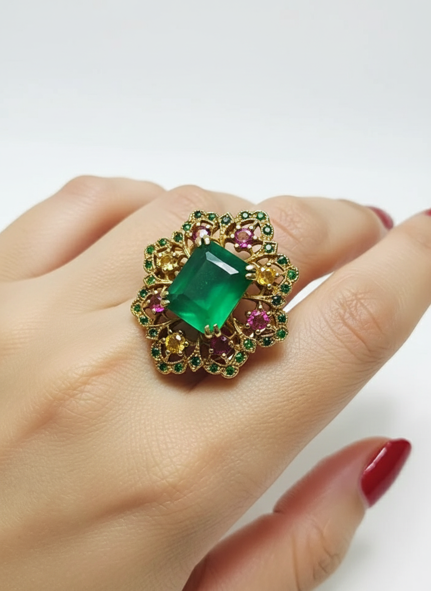 Stunning 5 Ct Emerald, sapphires and diopside, Agate ring