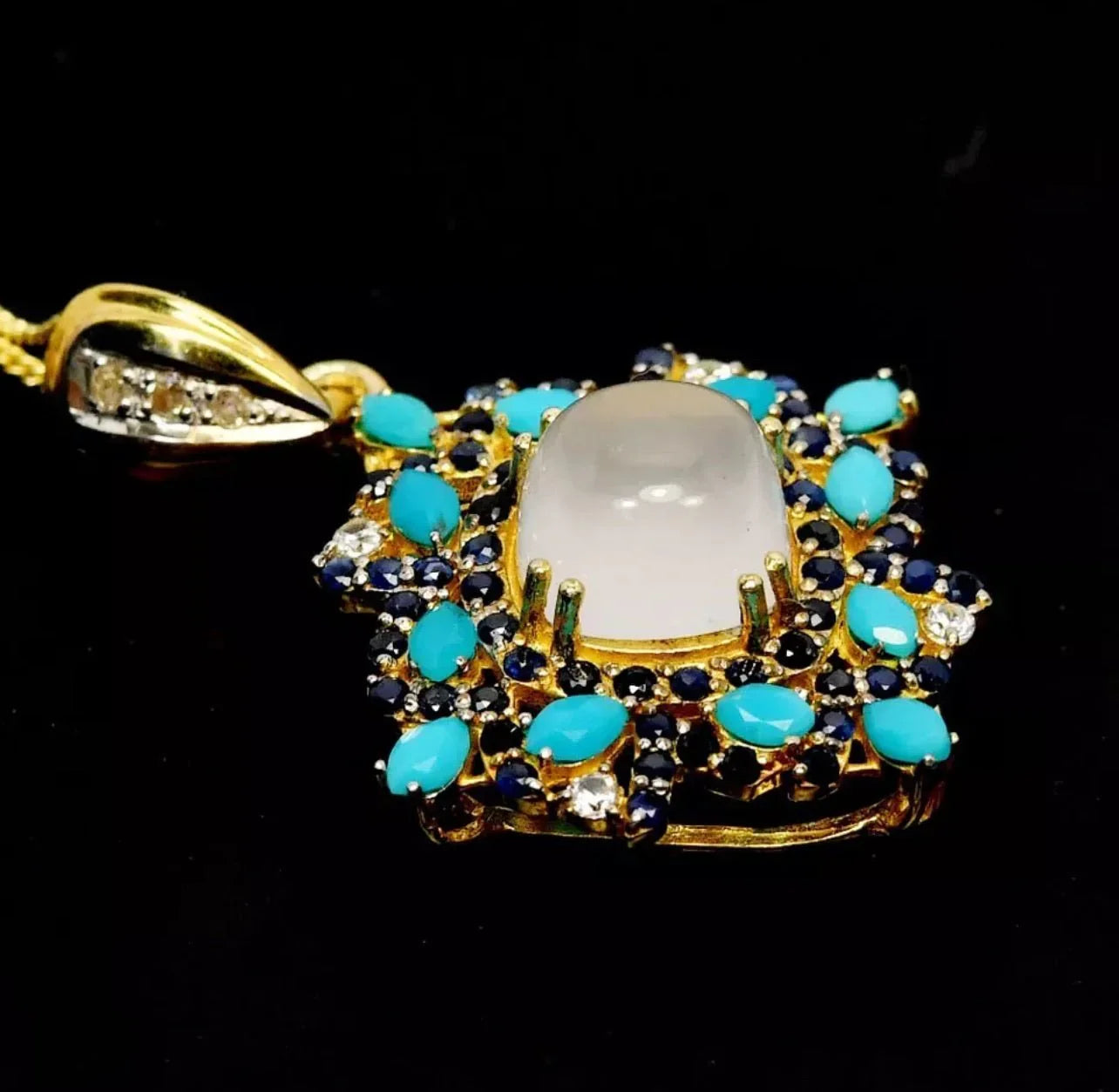 Natural Turquoise & Moonstone Pendant Necklace – 14K Gold.